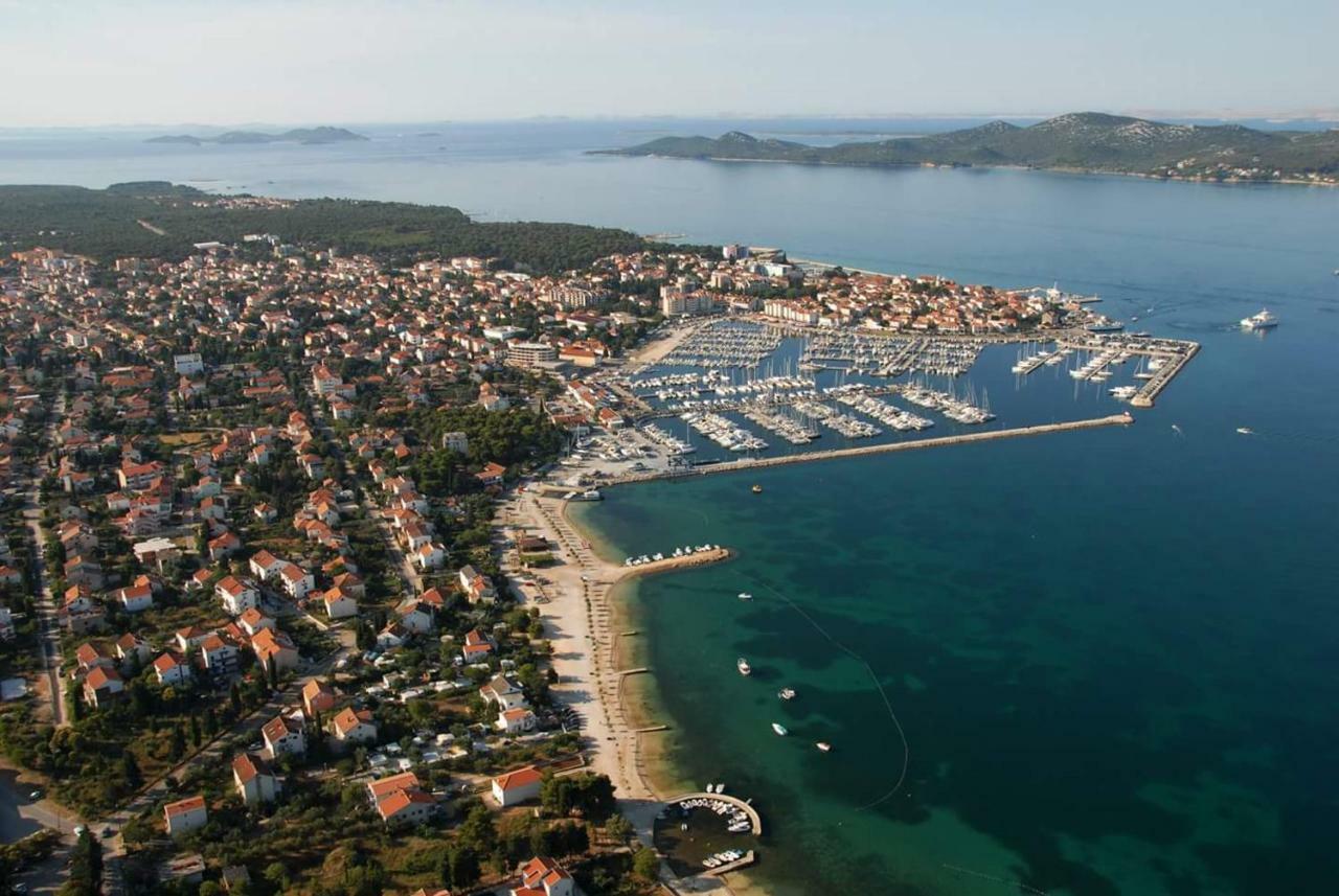 Villa Nina Biograd Na Moru Buitenkant foto